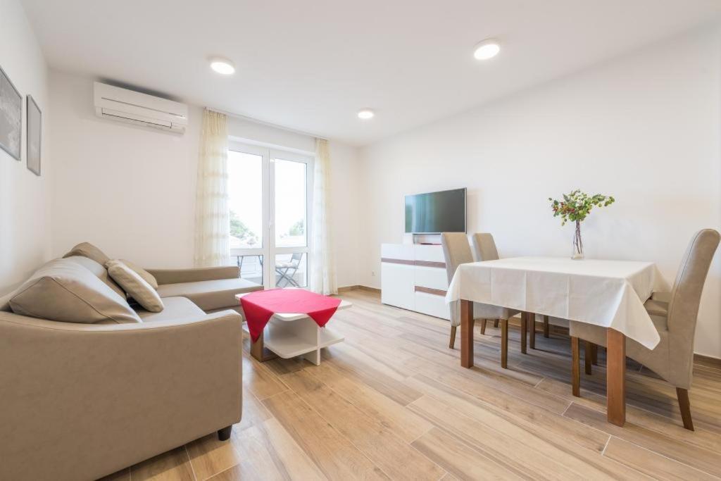 Apartment Luce Royal Ragusa Esterno foto